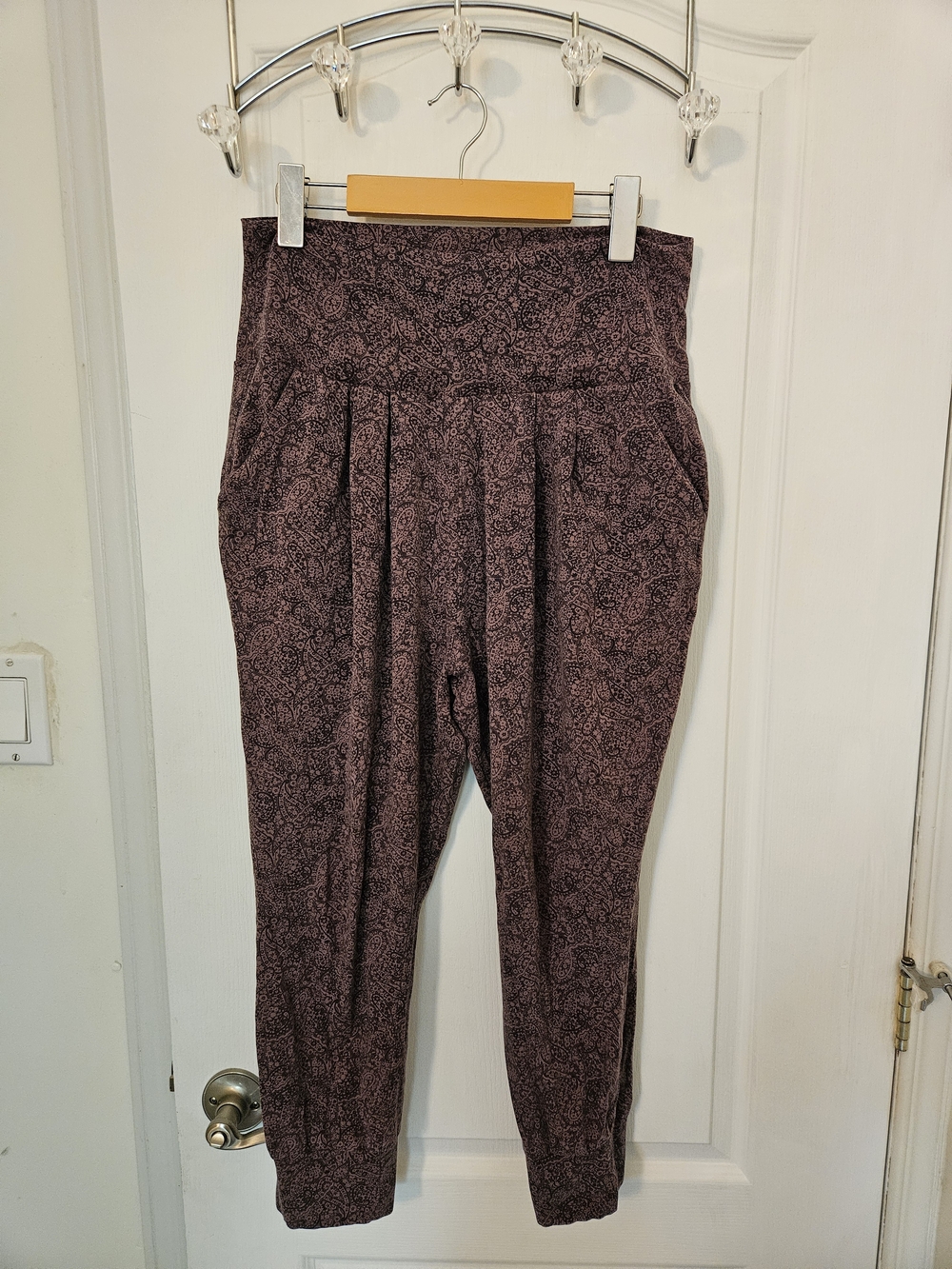 High-Waist Printed Women's Relaxed Pants - Mauve Floral